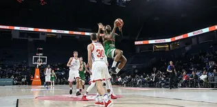 Banvit, Anadolu Efes’i farklı geçti