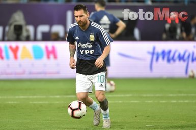 Trabzonspor’da Obi Mikel’den Abdülkadir Ömür’e büyük övgü!