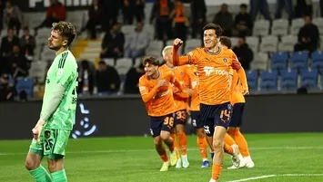 Gözü zirvede