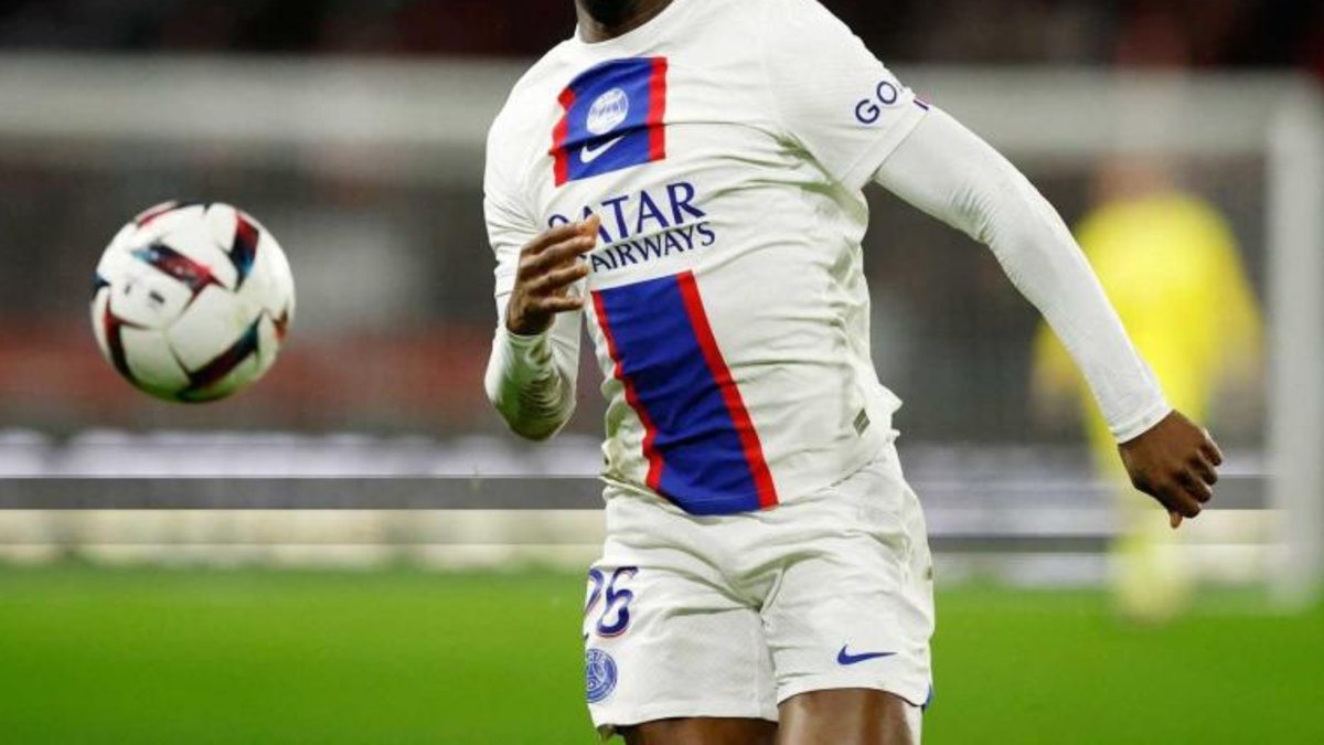 PSG'den Fenerbahçe'ye bomba transfer! Herkes Skriniar ve Asensio derken... PSG'den Fenerbahçe'ye bomba transfer! Herkes Skriniar ve Asensio derken...