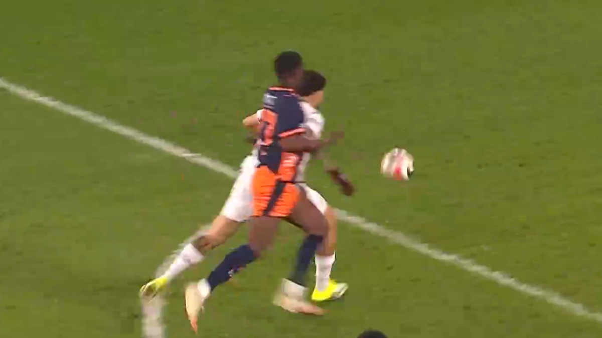 RAMS Başakşehir-Trabzonspor maçında kırmızı kart kararı: İşte o pozisyon