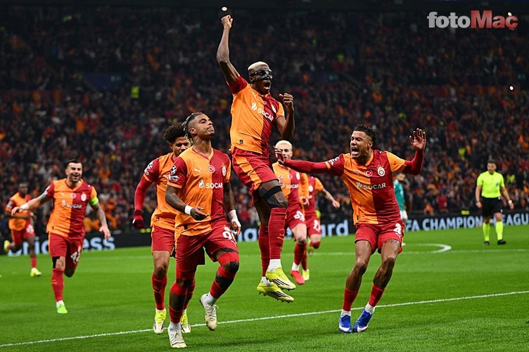 Dünya devlerinden İstanbul'a Osimhen çıkarması! Liverpool maçında izlediler