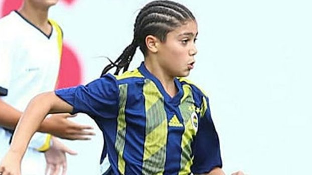 Fenerbahçe'nin altyapı oyuncusu Aziz Eren Balaban Valencia ve Fulham'ın radarında #