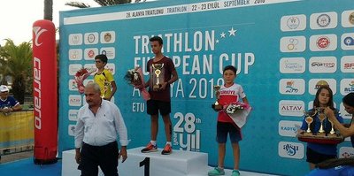 Çelpaspor kulübünün Tiriatlon dalında büyük başarısı