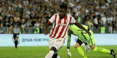 Emenike çelik satacak