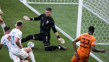 Çekya'dan parmak ısırtan savunma! O 3'lü Hollanda'ya da geçit vermedi