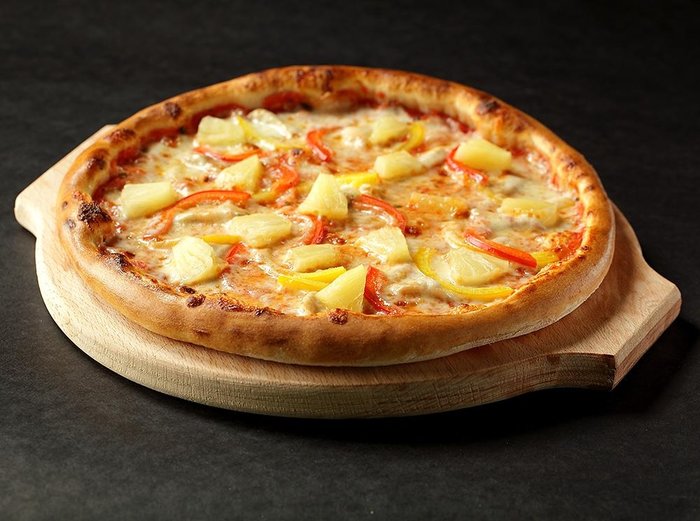 ananasli-jambonlu-pizza-tarifi-hawaii-pizzasi-nasil-yapilir-ananasli-jambonlu-pizza-malzemeleri-yapilisi-ve-pu-1669103742651.jpeg