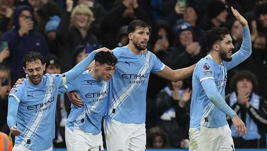 Manchester City Sunderland'i 3 golle geçti!