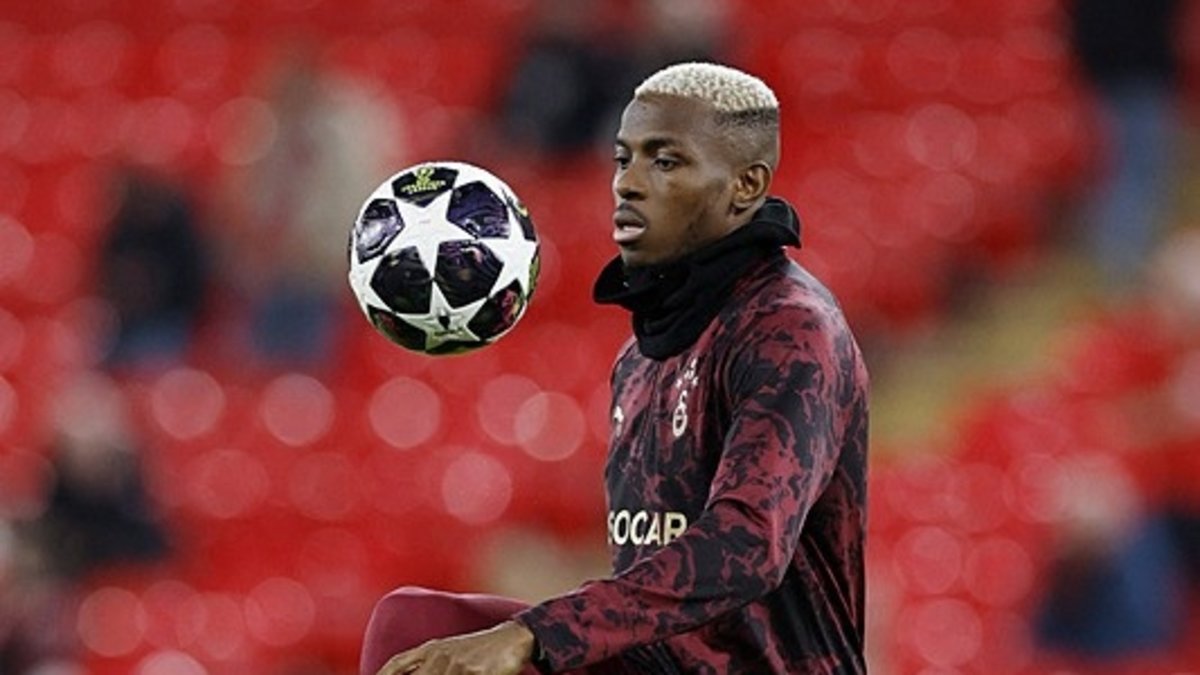 Osimhen bizim bütçemiz