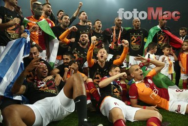 Yeni transfer şampiyonluk kutlamasında böyle ortaya çıktı! Son dakika Galatasaray haberleri...
