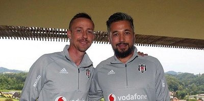 Beşiktaş'ta Guti ve İlhan Mansız göreve başladı