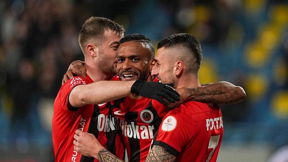 Gençler fırtına gibi