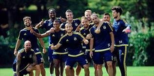 'Tepeden tırnağa' milli