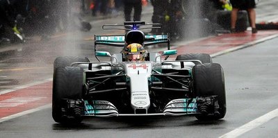 Hamilton pole pozisyonunda başlayacak