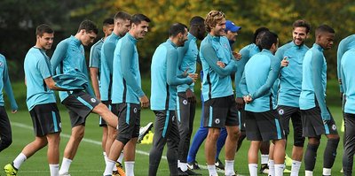 CHELSEA'Li YILDIZA ŞOK PANKART