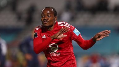 Trabzonspor'da kanat harekatı! Percy Tau'ya resmi teklif yapıldı