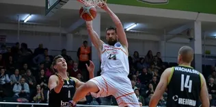 Banvit, Estudiantes’i yıktı!