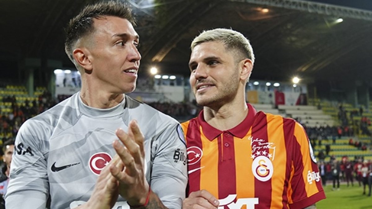 GALATASARAY HABERİ - Icardi'den Muslera’ya dikkat çeken mesaj: “Bir yıl daha!” GALATASARAY HABERİ - Icardi'den Muslera’ya dikkat çeken mesaj: “Bir yıl daha!”