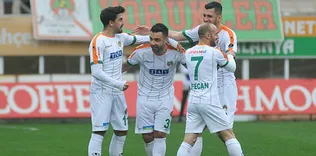 Kasımpaşa kan kaybetmeye devam ediyor
