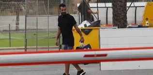 Yıldız futbolcu tesislerden böyle ayrıldı