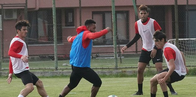 Gençler tam gaz