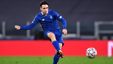 Orta sahaya lider futbolcu