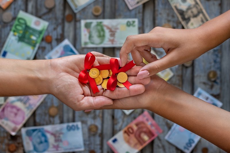 canli-altin-fiyatlari-8-mayis-gram-ceyrek-altin-ne-kadar-guncel-altin-ve-dolar-kuru-1746673976125.jpg 20 Ekim Pazartesi canlı altın fiyatları