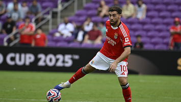 Orkun hocasıyla kapıştı!