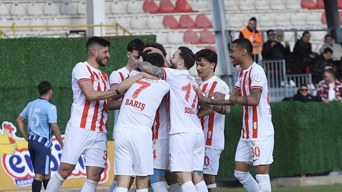 Boluspor evinde Adana Demirspor'u farklı yendi!