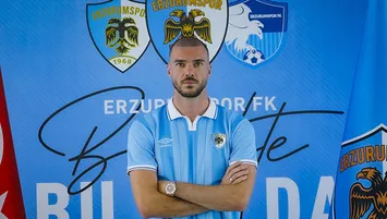 Erzurumspor'da transferde imzalar atıldı!