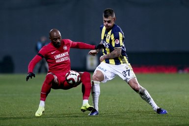 Ümraniyespor - Fenerbahçe maçından kareler