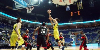 Fenerbahçe'den muhteşem geri dönüş