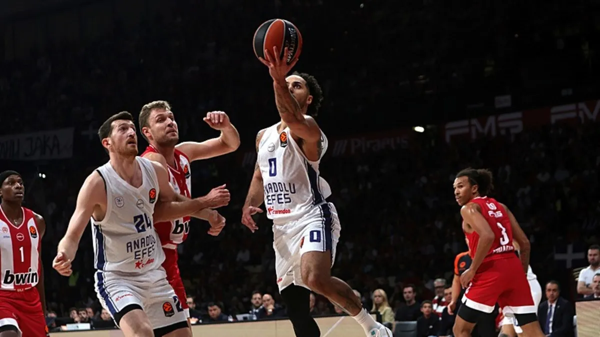 Olympiakos 78-82 Anadolu Efes | MAÇ SONUCU - ÖZET