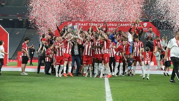 Sivasspor kupasını aldı