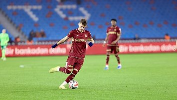 Muçi attı, attırdı, kahraman oldu