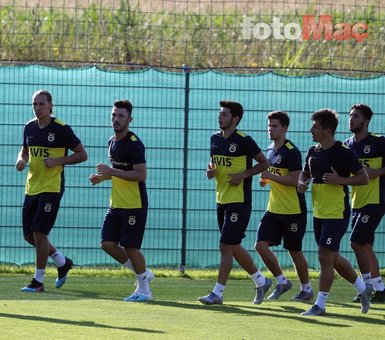 Fenerbahçe’de flaş ayrılık! Menajeri kulübe bildirdi
