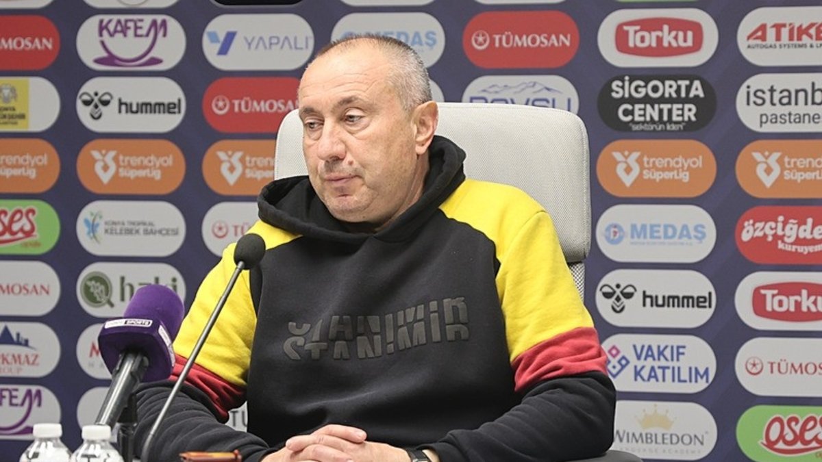 Göztepe Teknik Direktörü Stanimir Stoilov: Ligdeki her puan çok önemli!