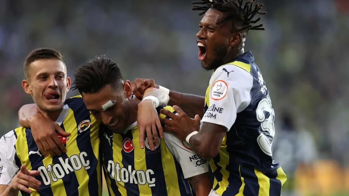 Fenerbahçe'de transferde flaş gelişme! O isim Hollanda yolcusu
