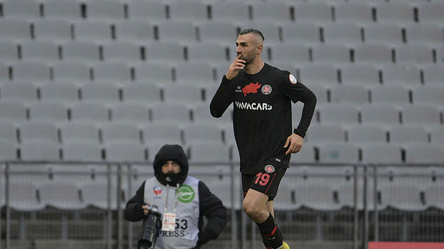 TRANSFER HABERLERİ: İsmail Kartal istedi! Fenerbahçe'ye forvet takasla geliyor