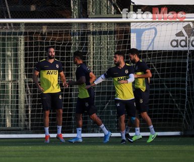 Fenerbahçe’de transfer şov! 3 bomba daha