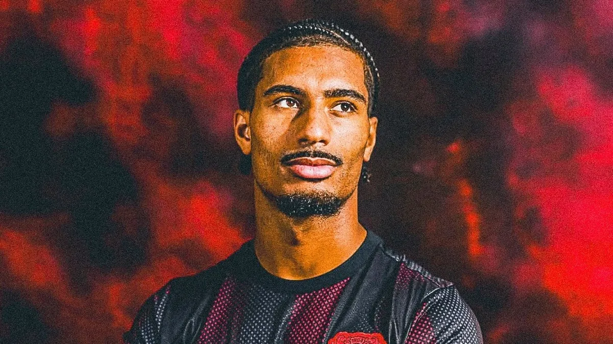 Bayer Leverkusen Sevilla'dan Loic Bade'yi transfer etti