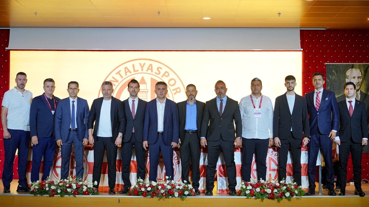 Antalyaspor'da görev dağılımı belirlendi
