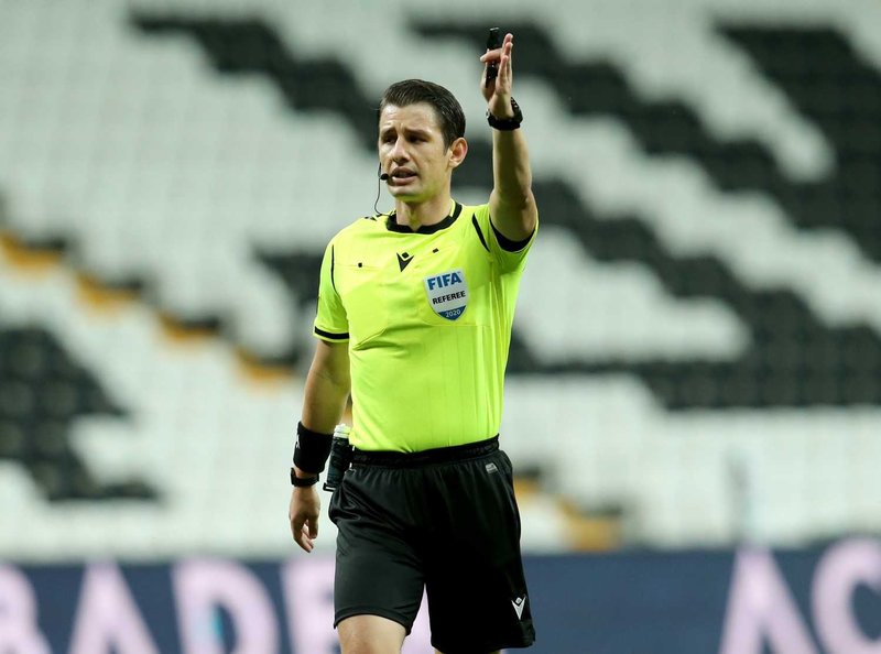 fatih-karagumruk-besiktas-maci-ne-zaman-saat-kacta-ve-hangi-kanalda-1764476289205.jpeg Fatih Karagümrük-Beşiktaş maçı hakemi