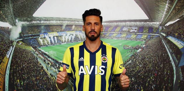 Burada olduğum için mutluyum