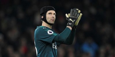 Petr Cech’ten 200 maç