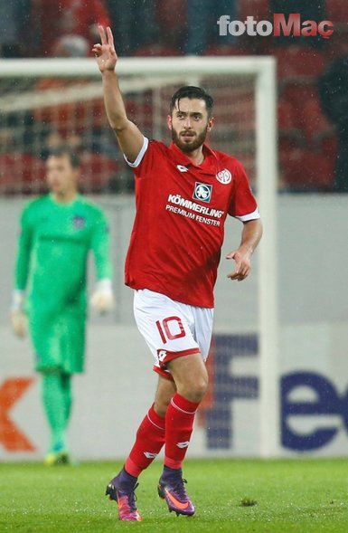 Galatasaray bombaları patlatıyor! İşte yeni 10 numara