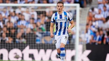 Kartal'a yıldız savunmacı