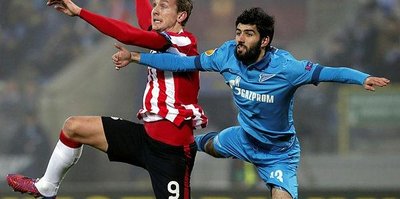 Luis Neto, Zenit’te devam edecek