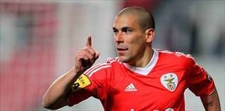 Trabzon'da hedef Maxi Pereira