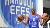 A. Efes’ten Bryant Dunston’a veda!